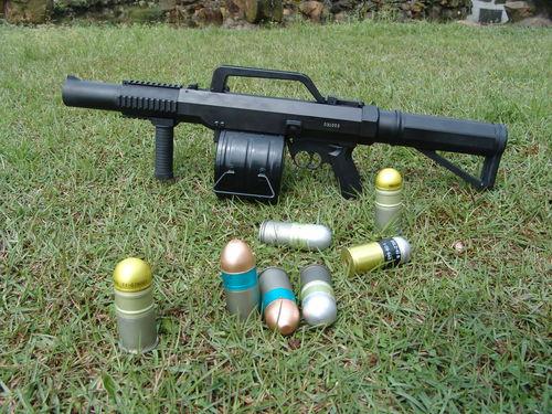 国产手持电磁枪曝光视频,揭秘神秘武器性能与实战应用